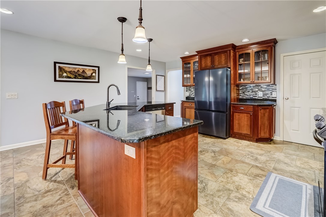 71 Clarkes Crossing Perinton, NY 14450 - Photo 9 of 31