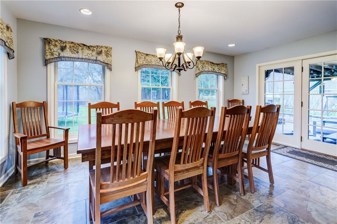 71 Clarkes Crossing Perinton, NY 14450 - Photo 10 of 31