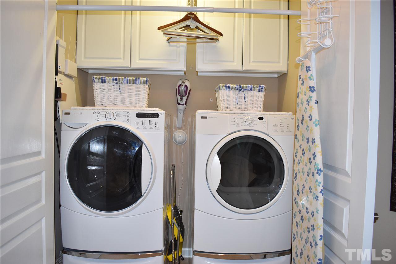 9130 Falkwood Road Raleigh, NC 27617 - Photo 20 of 23 Washer/Dryer do not convey