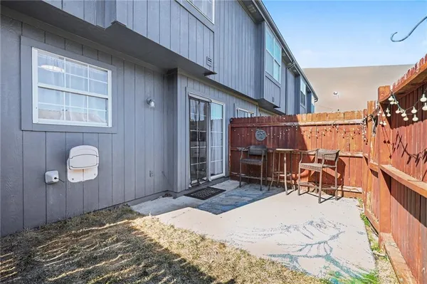 $225,000 | 5581 Northwest Sunrise Meadow Lane, Lee's Summit, MO 64064