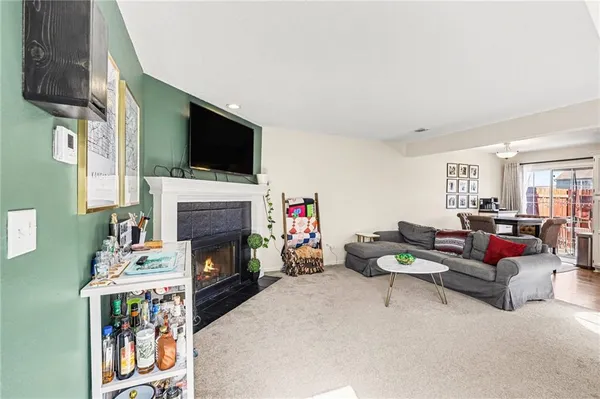 $225,000 | 5581 Northwest Sunrise Meadow Lane, Lee's Summit, MO 64064