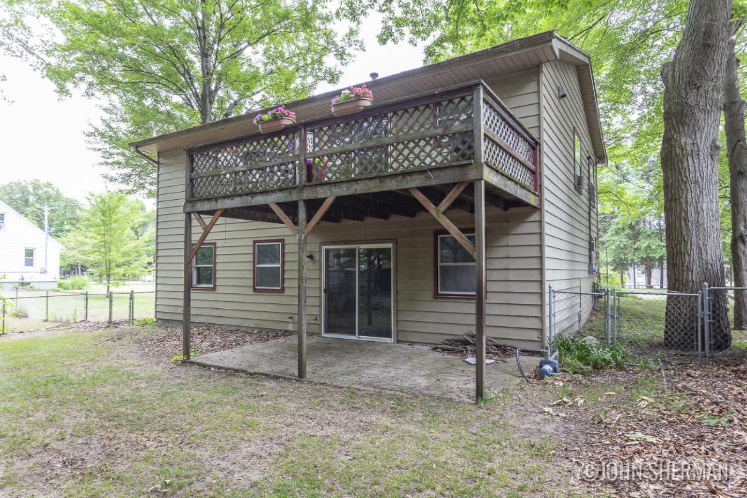 1715 Robbins Road Grand Haven, MI 49417 - Photo 16 of 60 1715 Robbins Rd_15