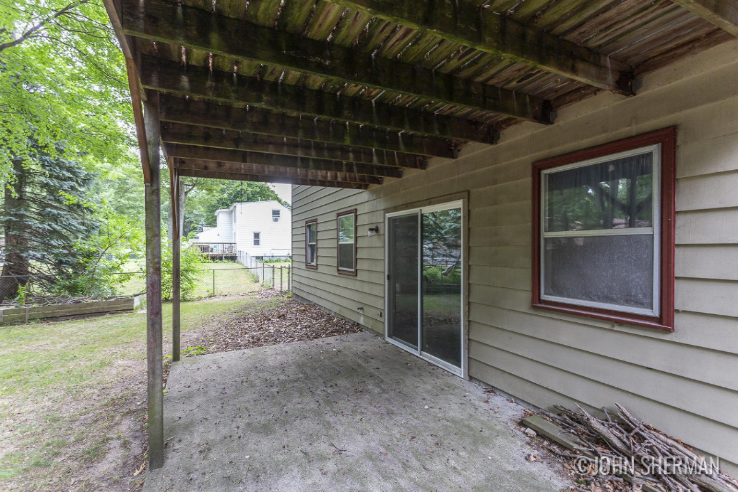 1715 Robbins Road Grand Haven, MI 49417 - Photo 17 of 60 1715 Robbins Rd_16
