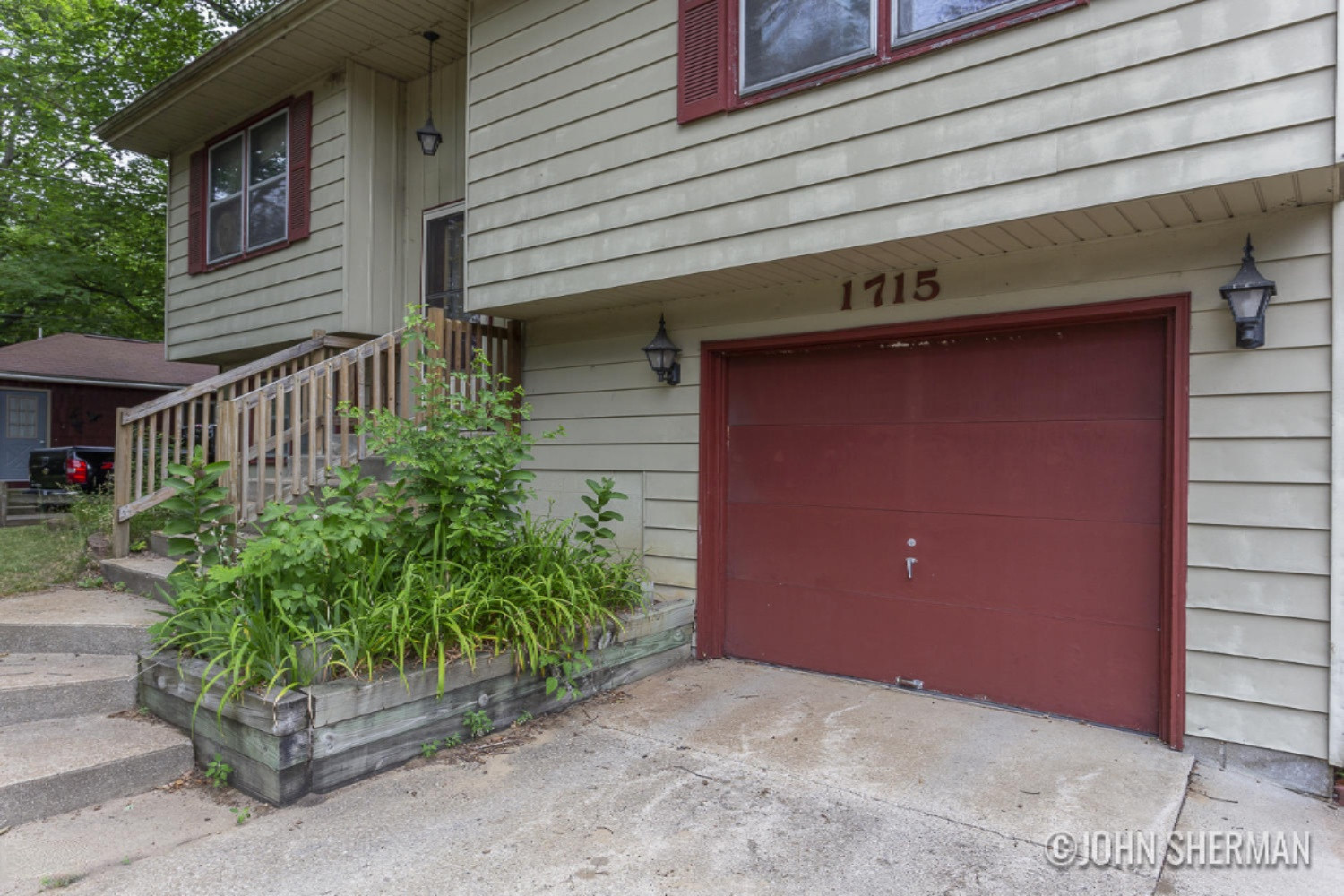 1715 Robbins Road Grand Haven, MI 49417 - Photo 20 of 60 1715 Robbins Rd_19