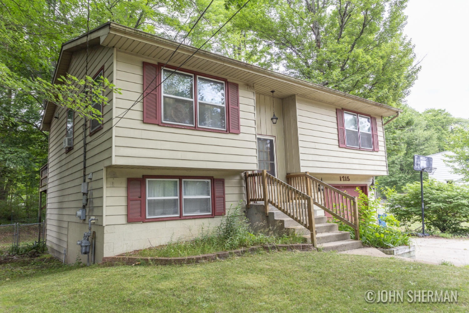 1715 Robbins Rd_2