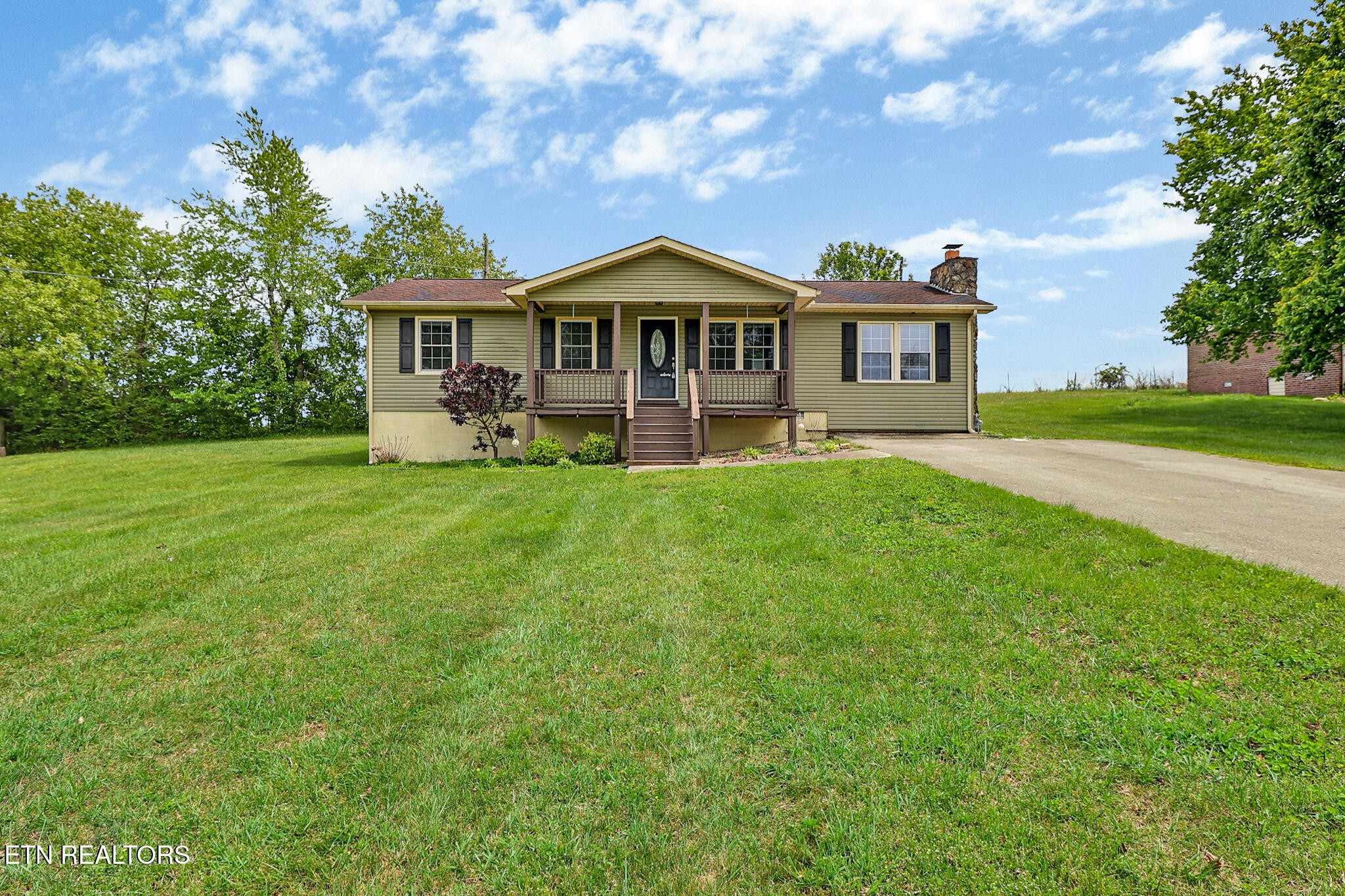 5209 Plateau Road Crossville, TN 38571 - Photo 2 of 37 Gallery Image 2