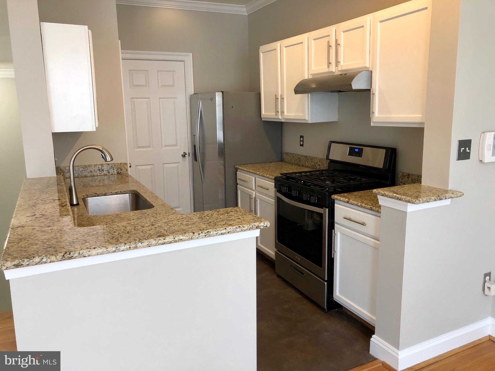 46390 Monocacy Square Sterling, VA 20165 - Photo 10 of 20