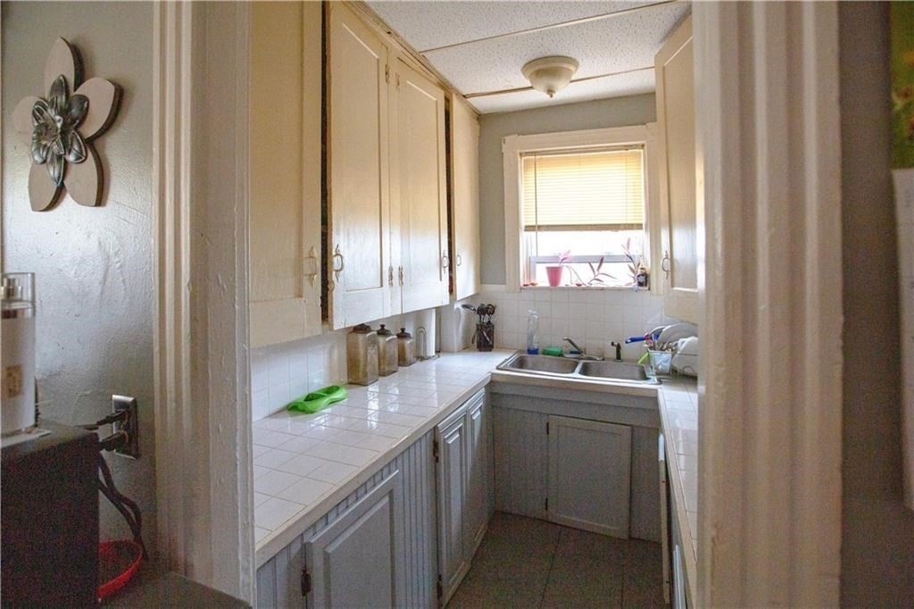 75-77 Laban Street Providence, RI 02909 - Photo 4 of 11 Gallery Image 4