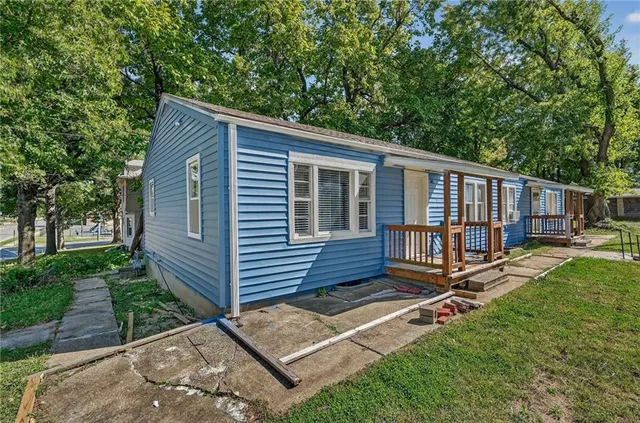 $239,000 | 1003-1005 West College Street, Independence, MO 64050