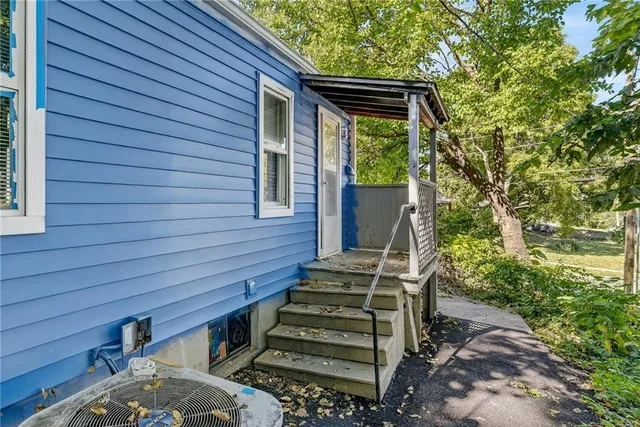 $239,000 | 1003-1005 West College Street, Independence, MO 64050