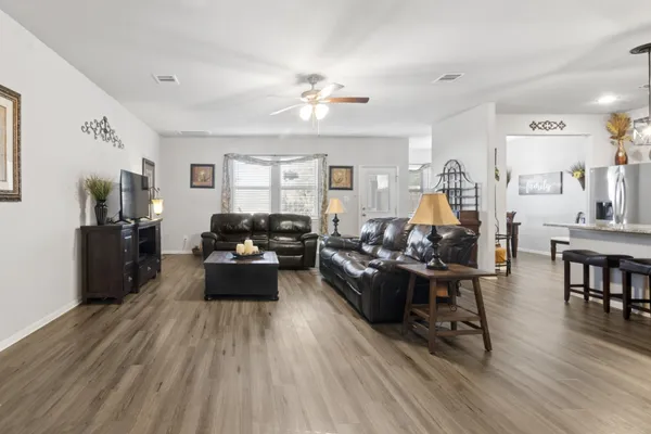 $299,000 | 3519 Topango Drive, Pasadena, TX 77504