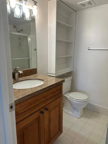 $2,200 | 505 South Pine Island Road, Unit 407B, Plantation, FL 33324