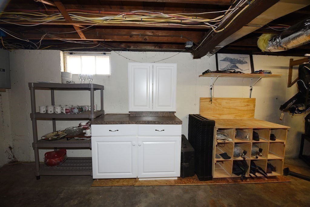 106 Rinaldo Road Weymouth, MA 02191 - Photo 31 of 39 a view of utility room
