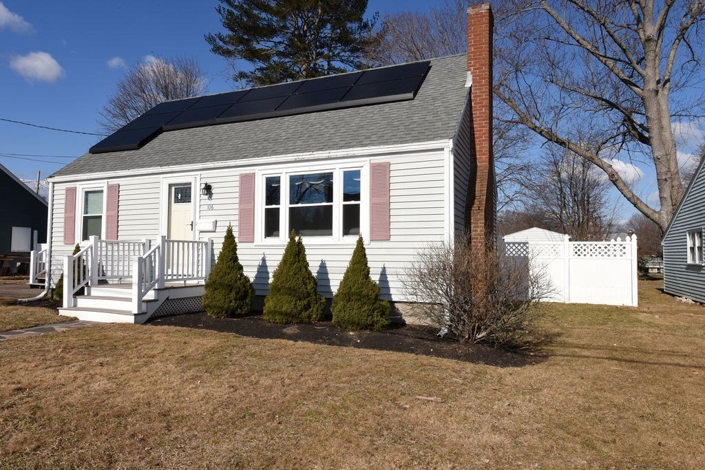 106 Rinaldo Road Weymouth, MA 02191 - Photo 39 of 39 a front view of a house with garden