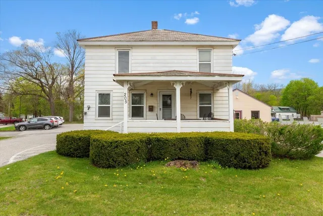 $575,000 | 203-205 Northside Drive, Bennington, VT 05201