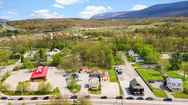 $575,000 | 203-205 Northside Drive, Bennington, VT 05201