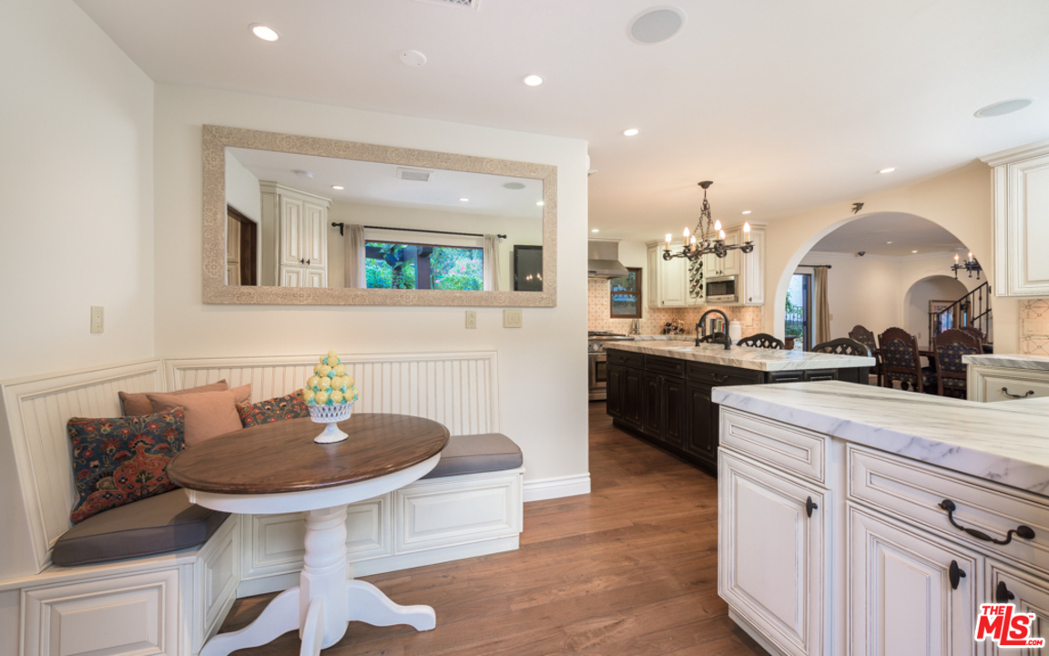 1426 Queens Road Los Angeles, CA 90069 - Photo 14 of 39 Gallery Image 14