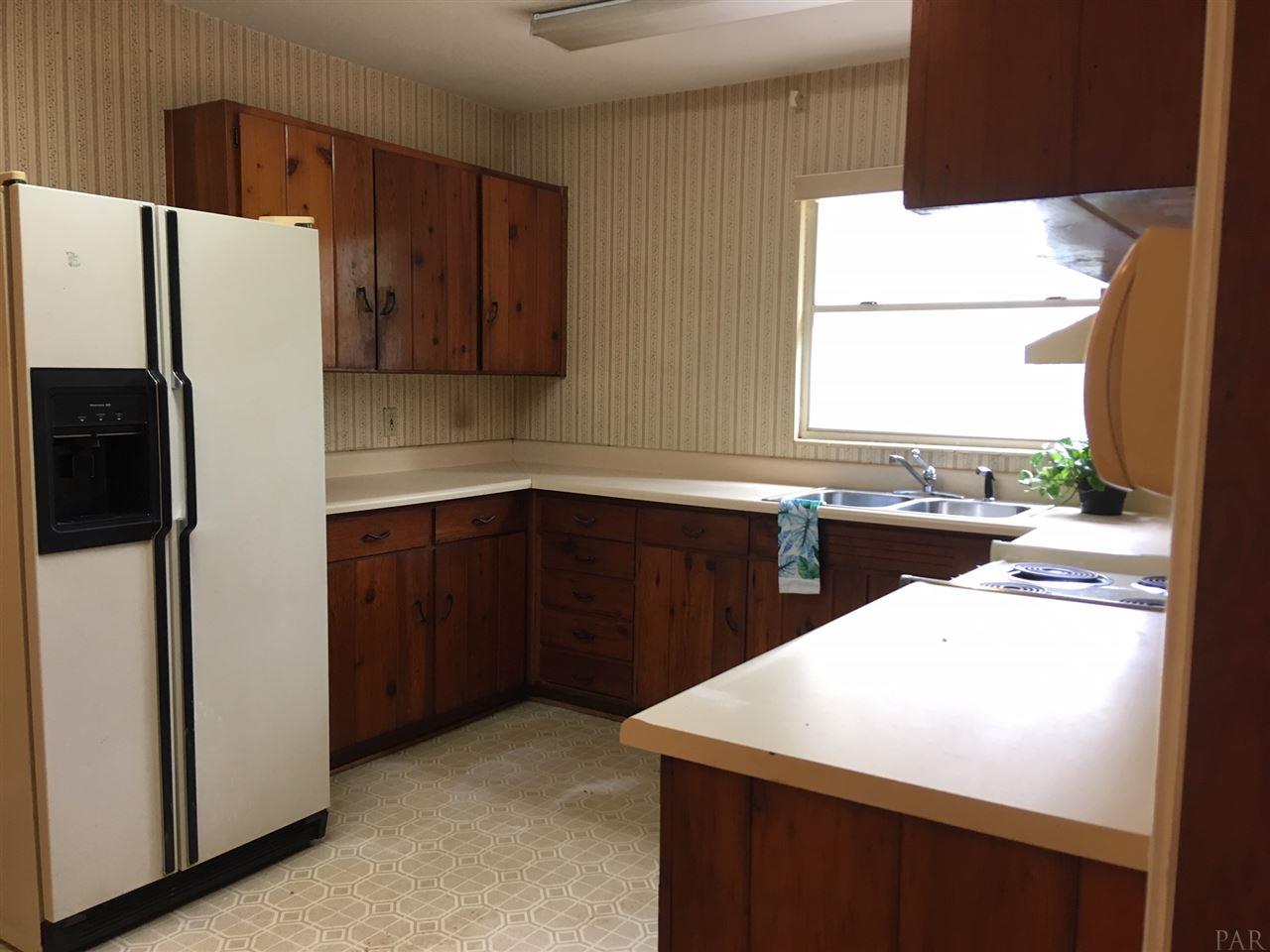 Retro cabinets - neutral counters