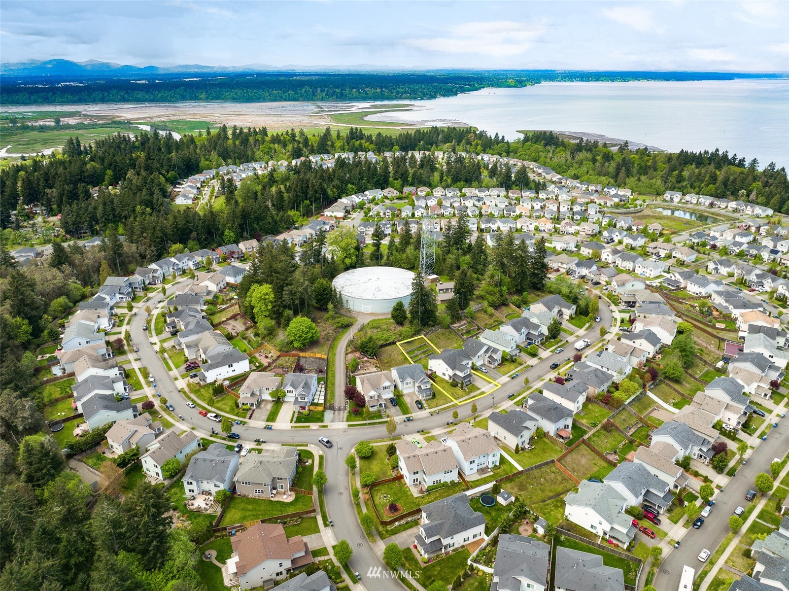 1360 Foreman Road DuPont, WA 98327 - Photo 33 of 33 a view of a city