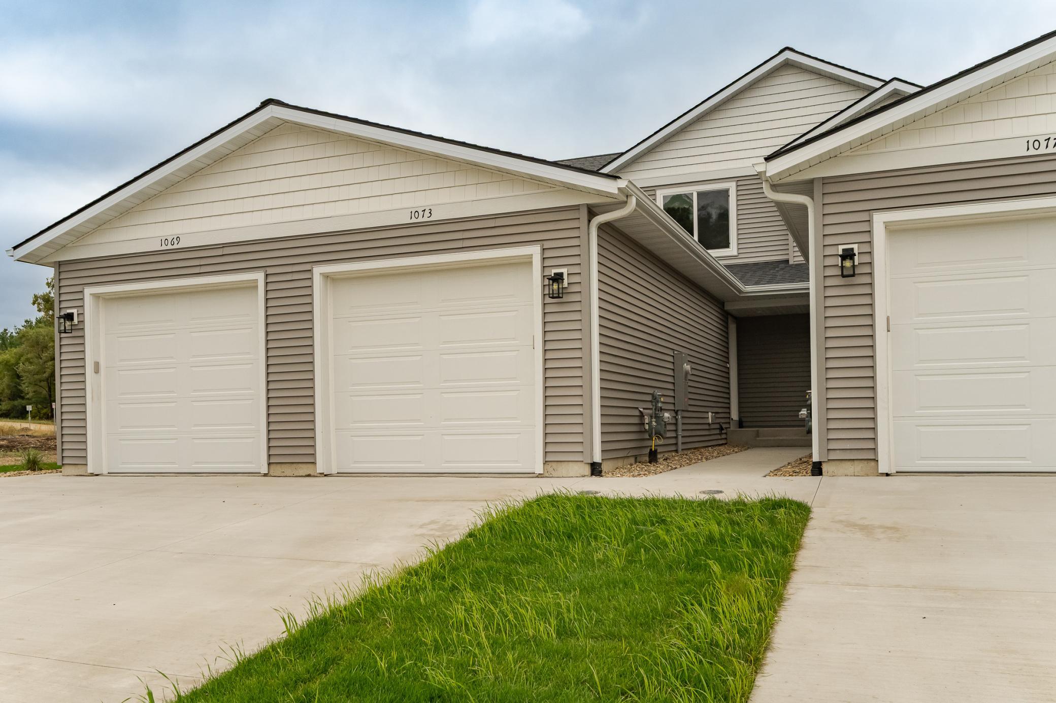 1073 Century Village Lane Northeast Rochester, MN 55906 - Photo 2 of 20