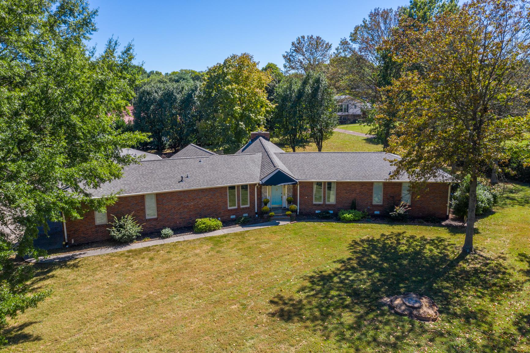 416 Rolling Mill Road Old Hickory, TN 37138 - Photo 1 of 30 Welcome to 416 Rolling Mill Road in sought after Brandywine Farms neighborhood.