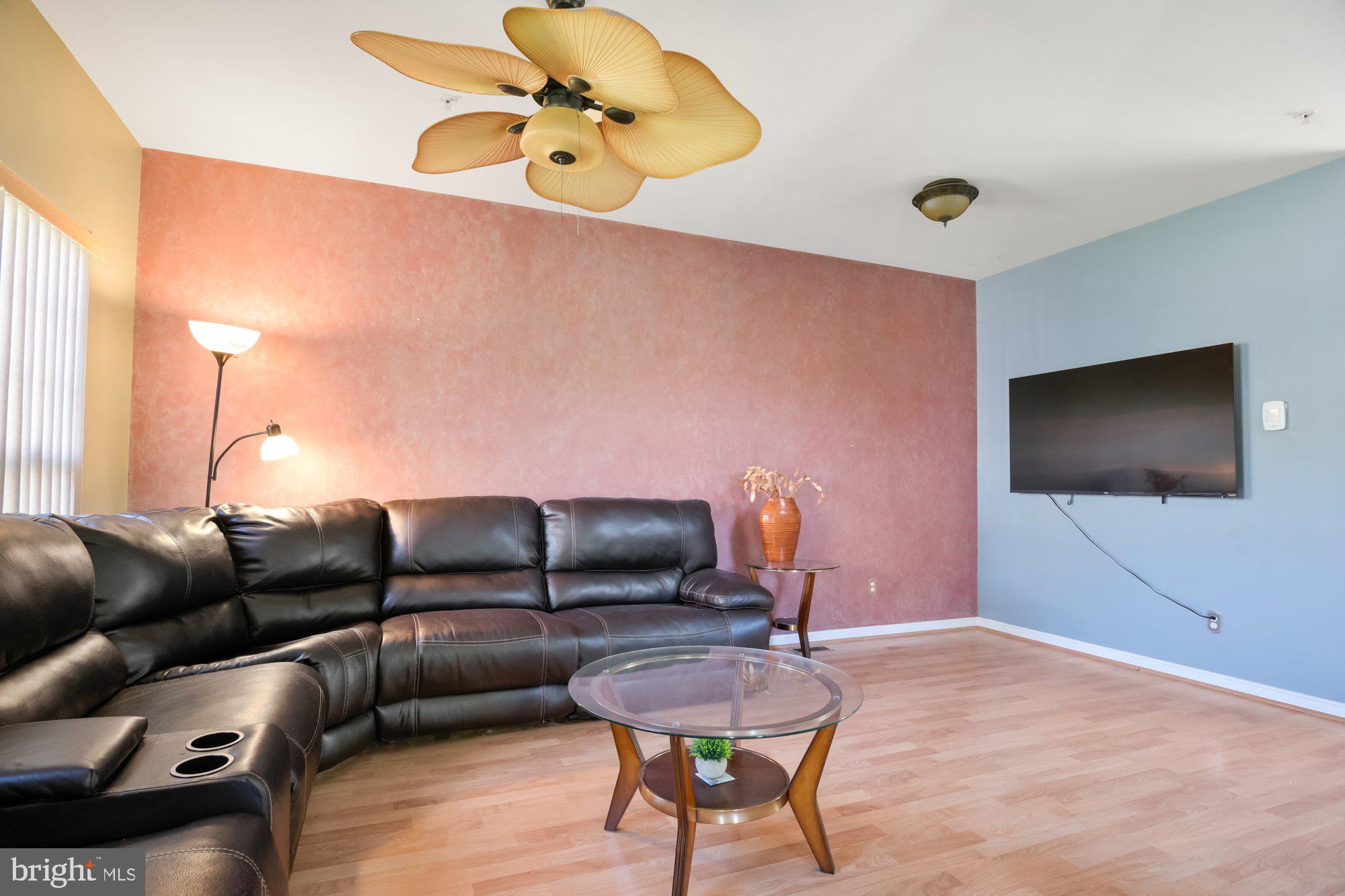 716 Cardiff Circle Edgewood, MD 21040 - Photo 11 of 26 Living Room