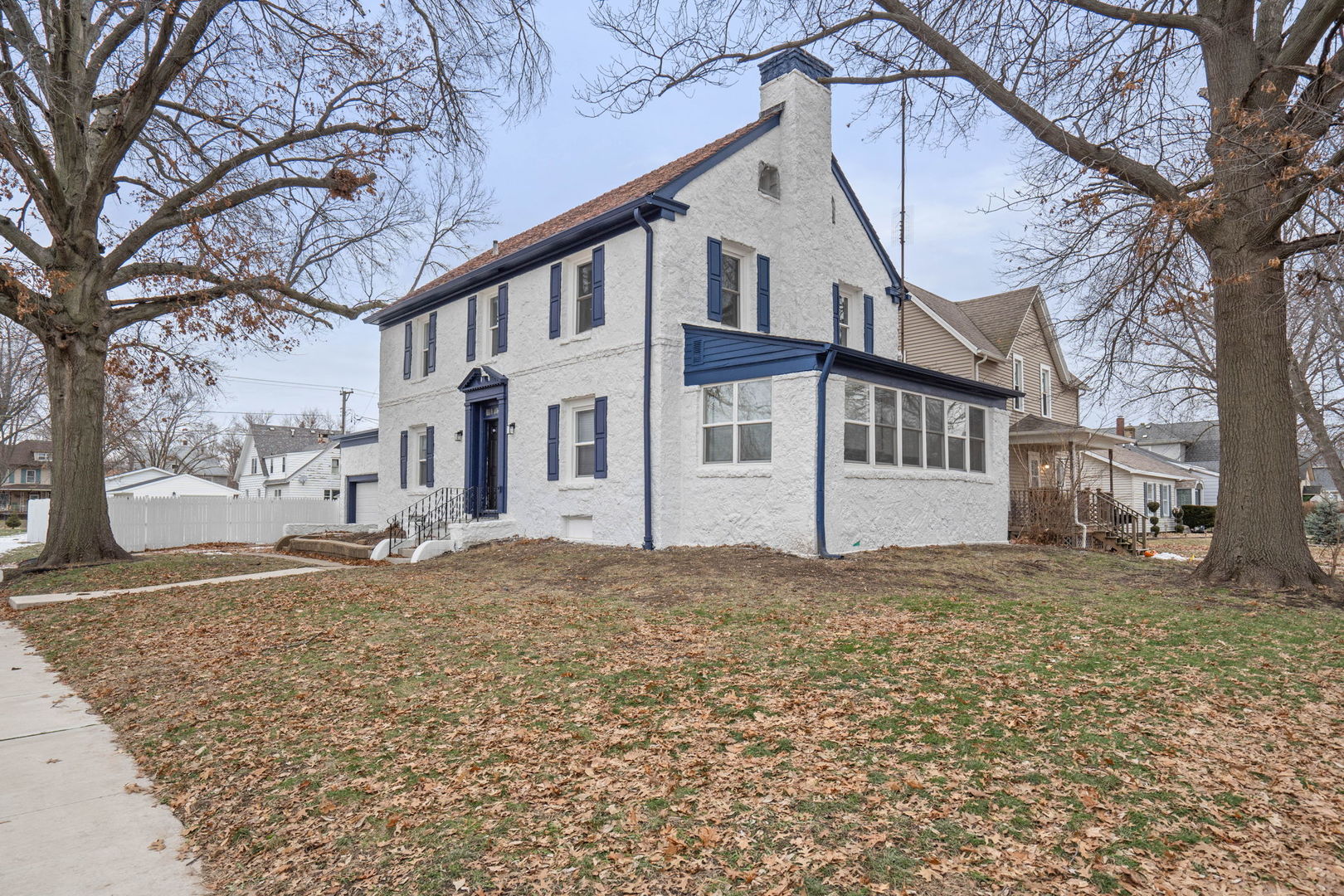 412 West 9th Street Sterling, IL 61081 - Photo 1 of 41