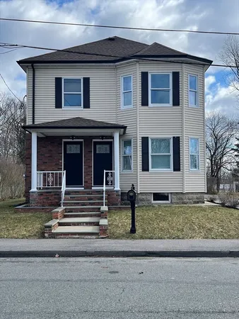 $2,700 | 63-65 Vaillancourt Street, Unit 2, Taunton, MA 02780