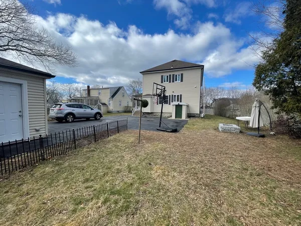 $2,700 | 63-65 Vaillancourt Street, Unit 2, Taunton, MA 02780