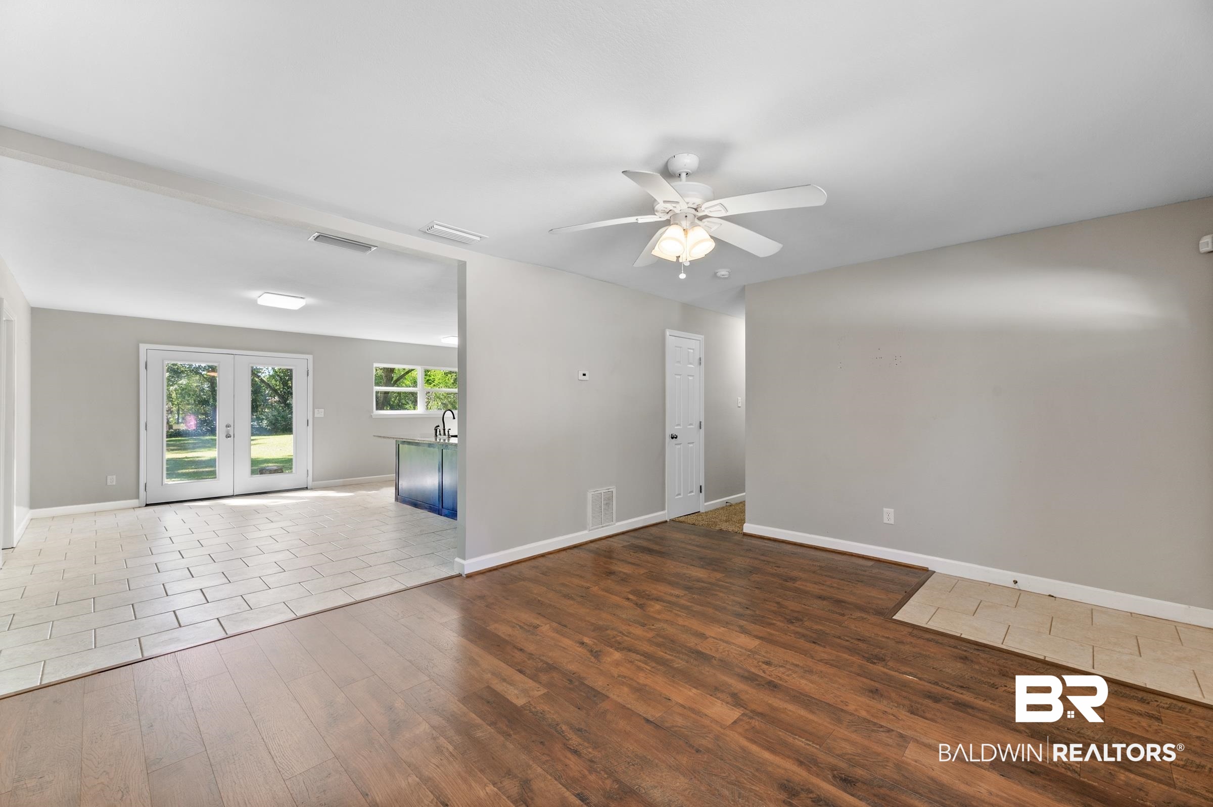 6371 Barnes Road Theodore, AL 36582 - Photo 9 of 30