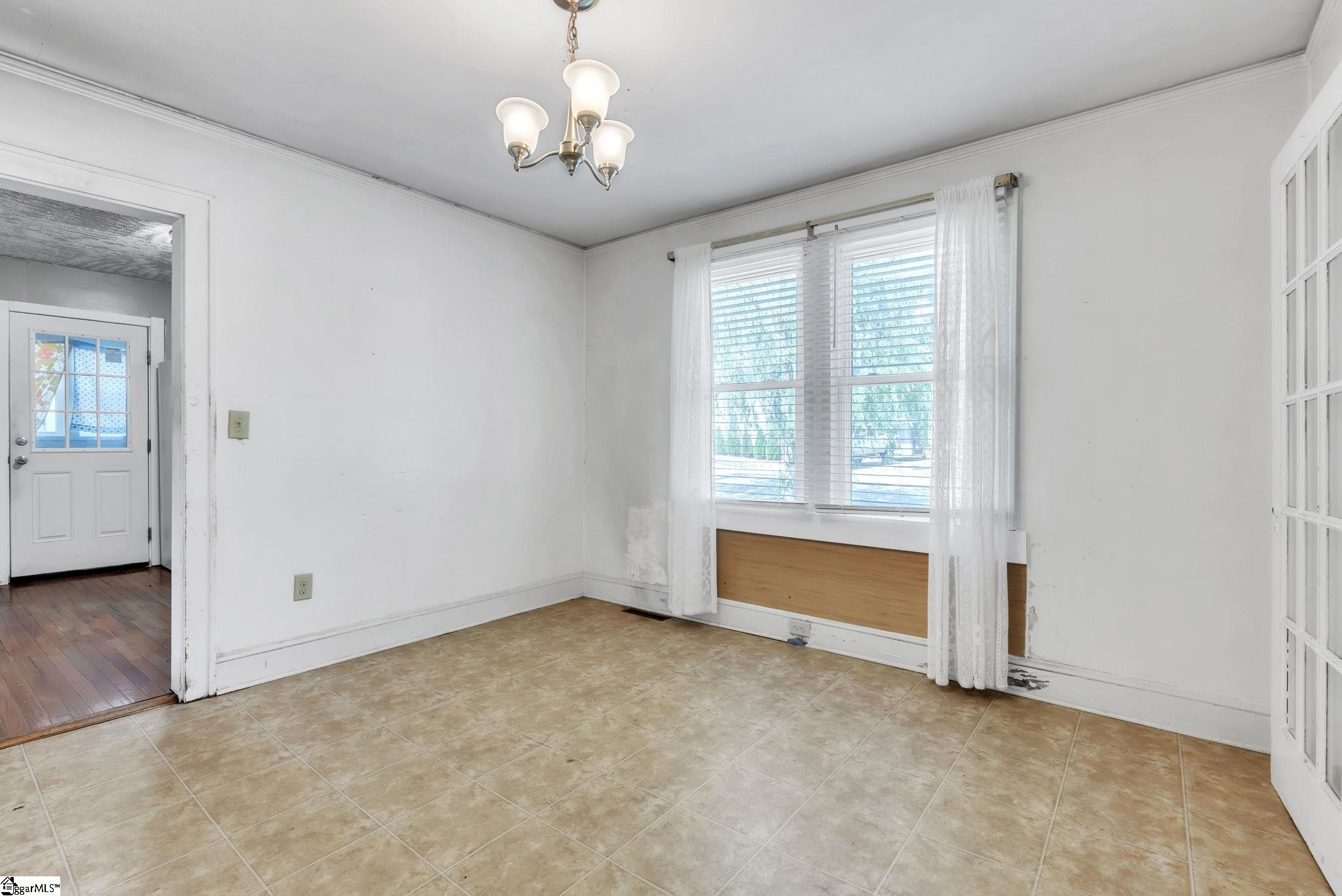 10 Eastlan Drive Greenville, SC 29607 - Photo 7 of 25