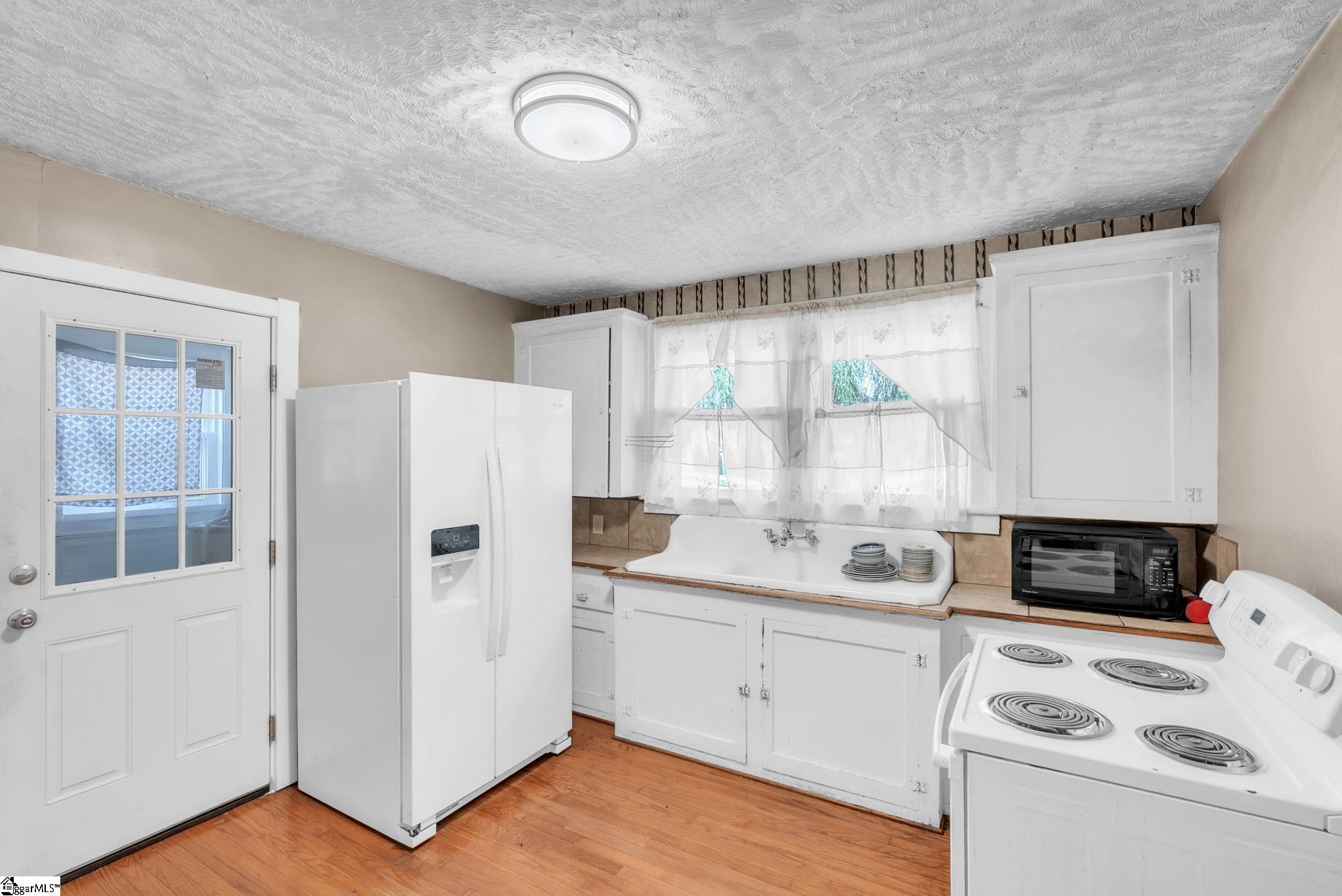 10 Eastlan Drive Greenville, SC 29607 - Photo 8 of 25