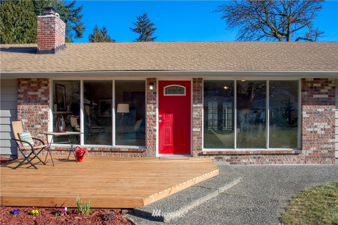 13020 Southeast 151st Street Renton, WA 98058 - Photo 3 of 25 Gallery Image 3