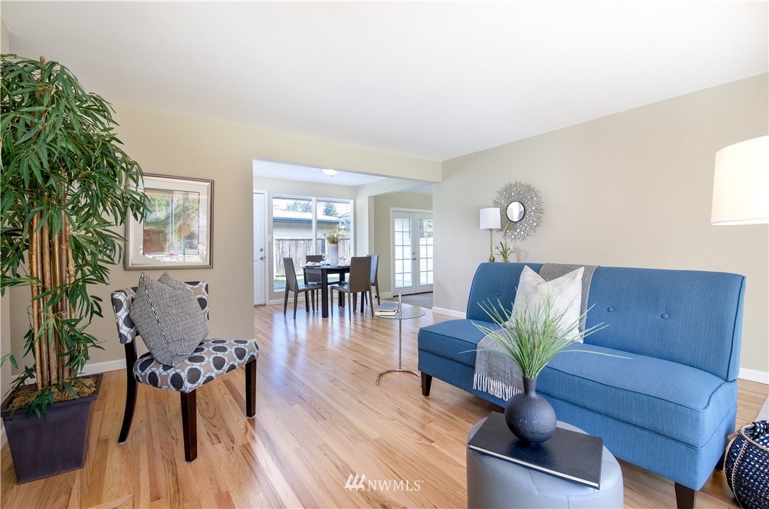 13020 Southeast 151st Street Renton, WA 98058 - Photo 5 of 25 Gallery Image 5