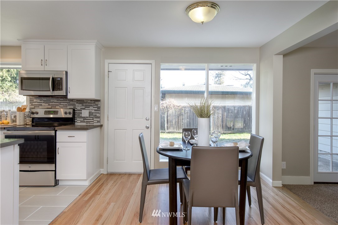 13020 Southeast 151st Street Renton, WA 98058 - Photo 7 of 25 Gallery Image 7