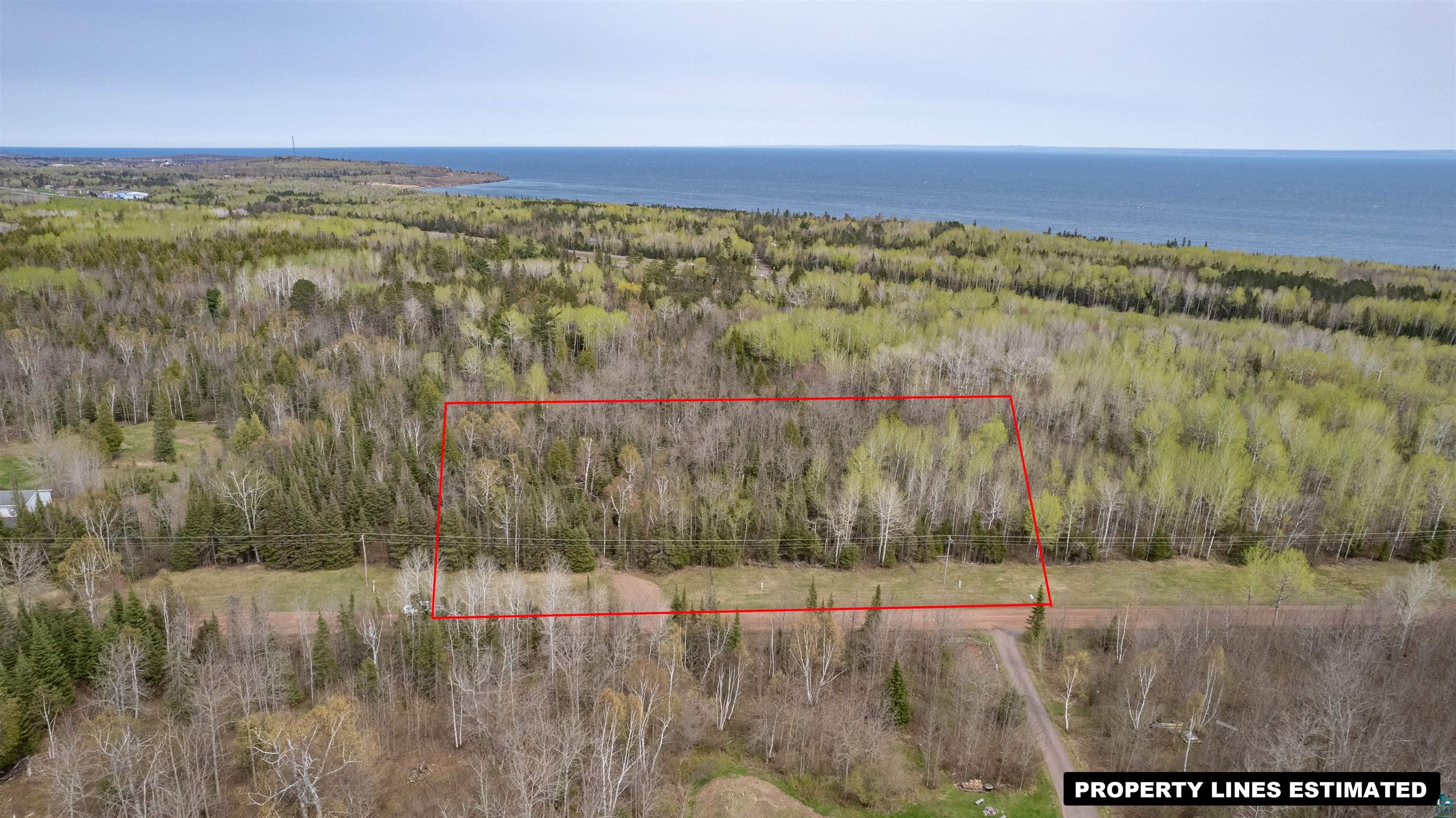 982 Isackson Road Two Harbors, MN 55616 - Photo 4 of 10