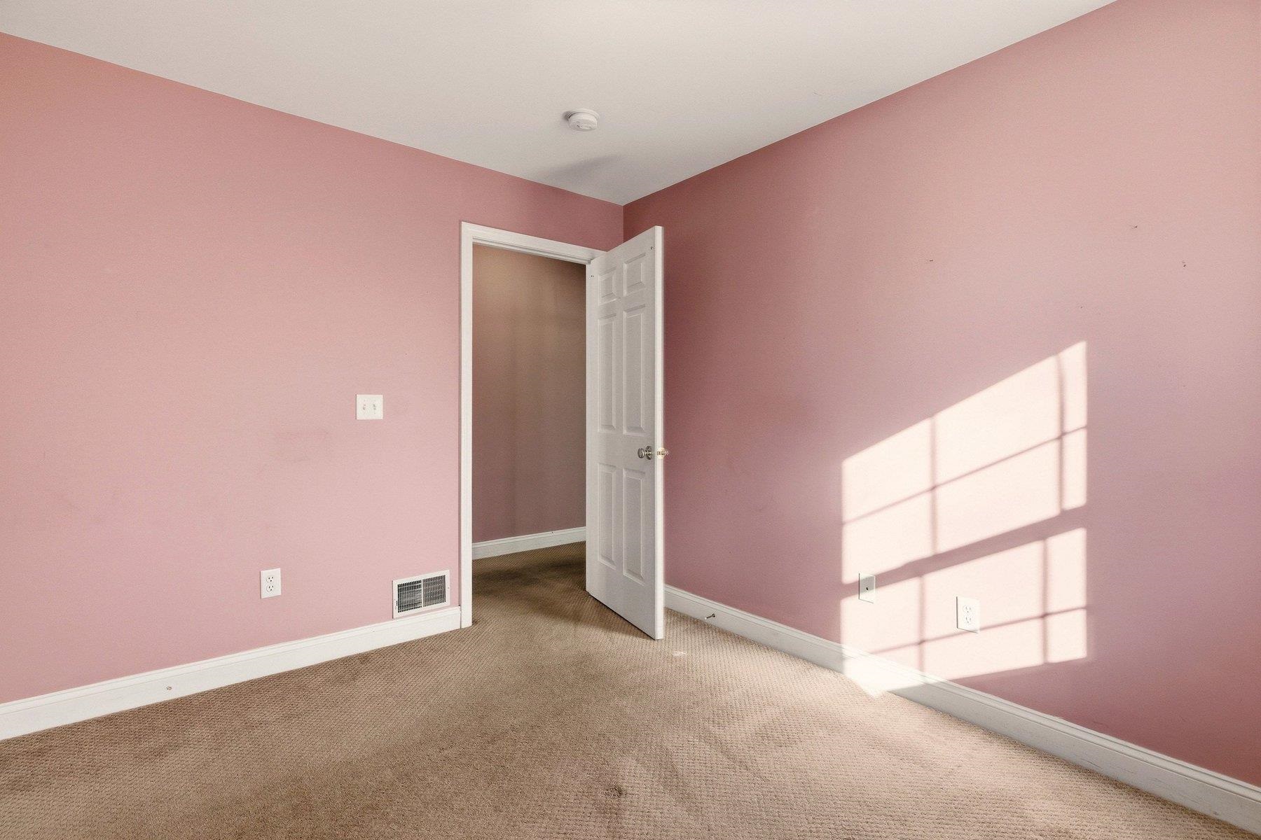 95 Court Street, Unit 1 Exeter, NH 03833 - Photo 14 of 21