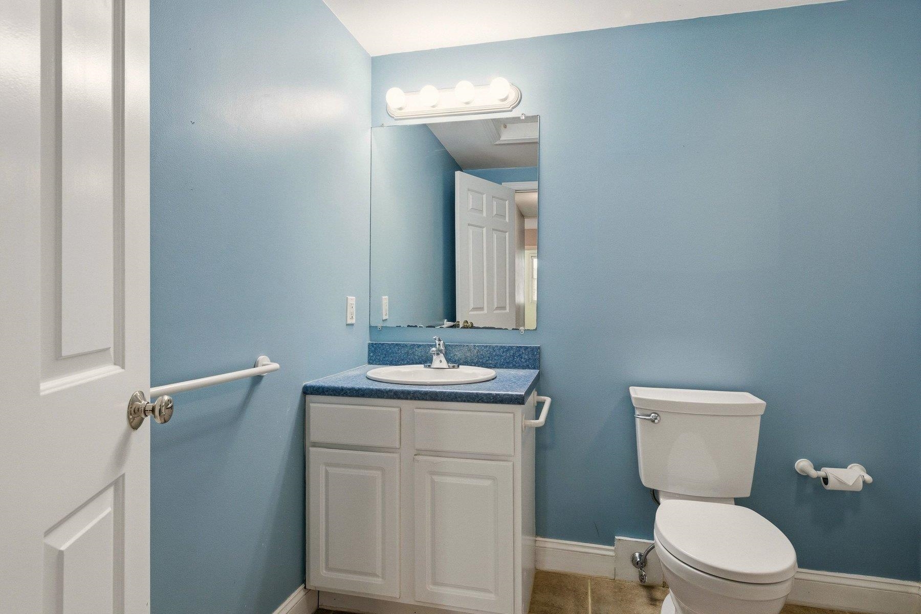 95 Court Street, Unit 1 Exeter, NH 03833 - Photo 15 of 21