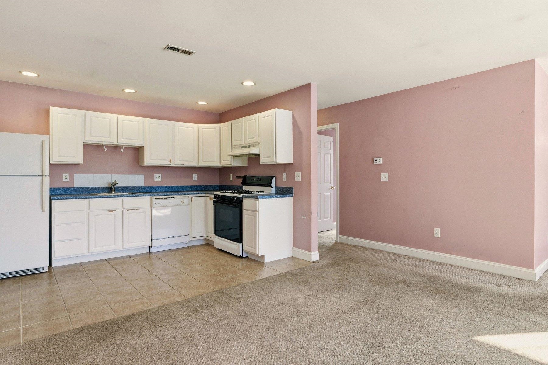 95 Court Street, Unit 1 Exeter, NH 03833 - Photo 3 of 21