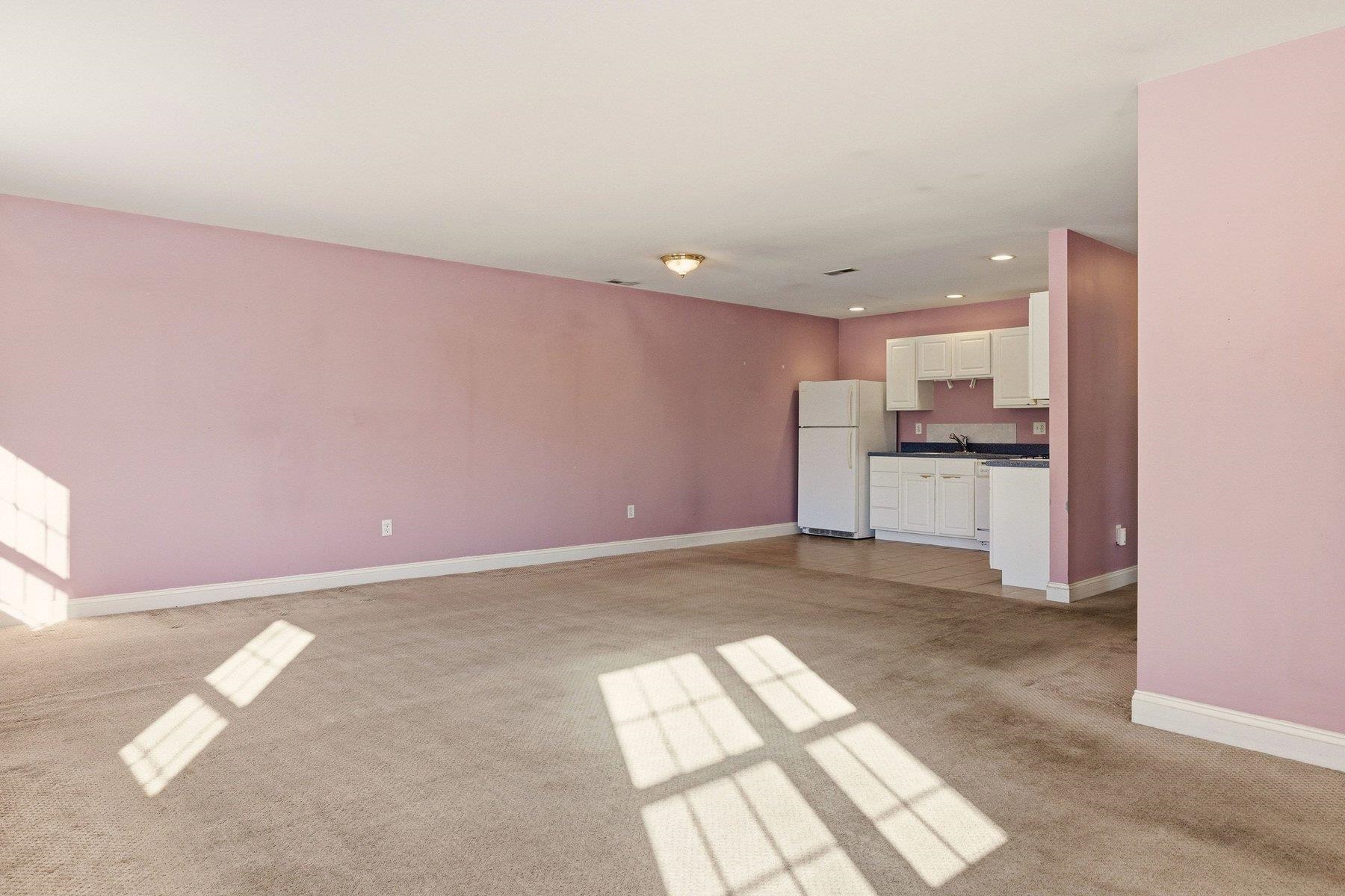 95 Court Street, Unit 1 Exeter, NH 03833 - Photo 5 of 21