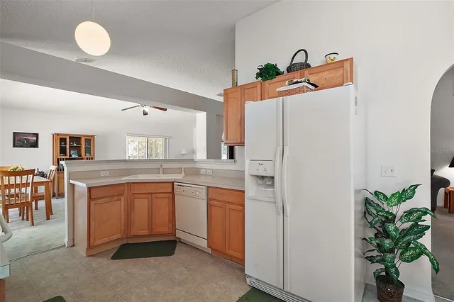 $329,900 | Undisclosed Address, Eustis, FL 32726