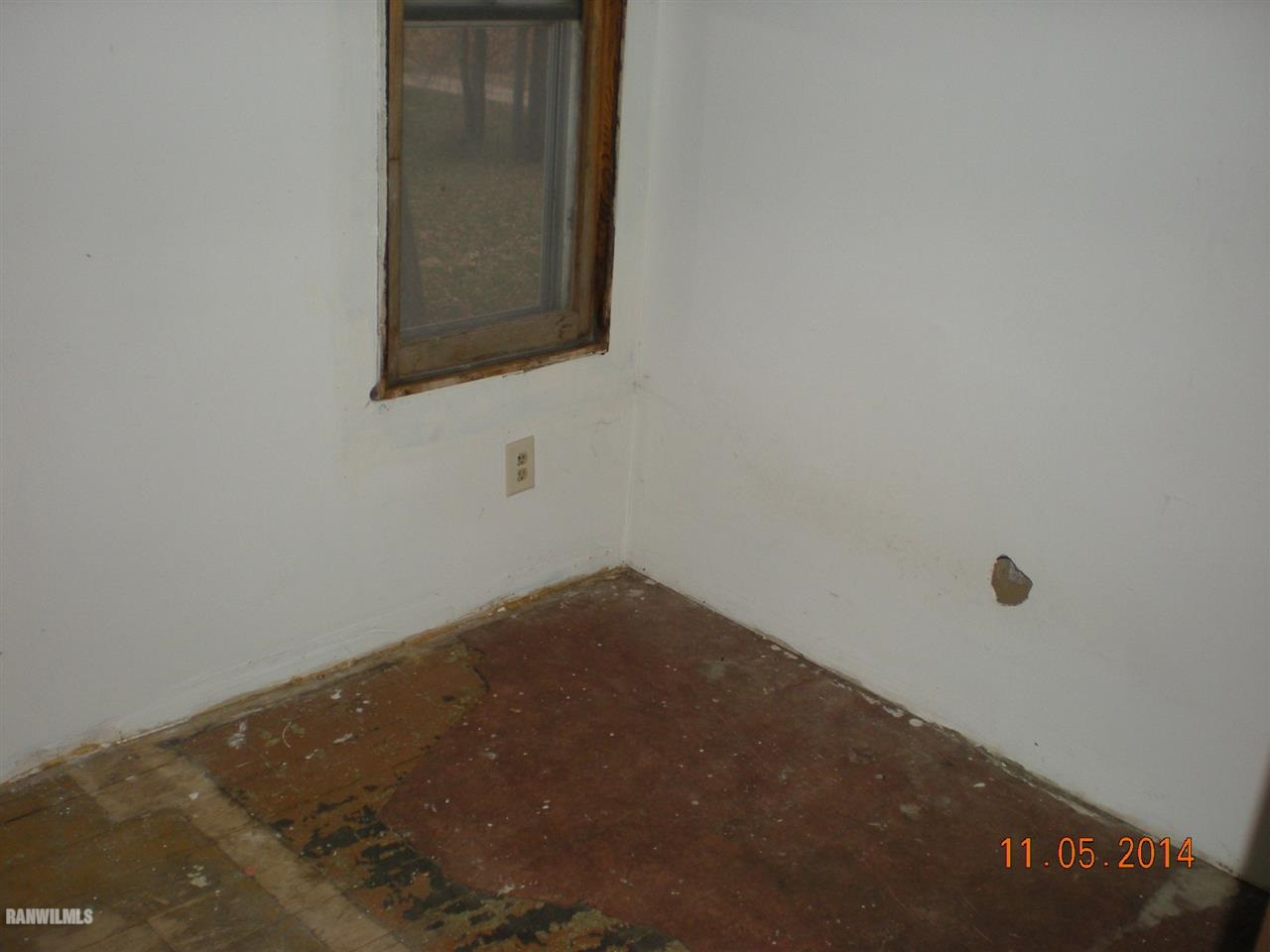 12815 Blue Goose Road Morrison, IL 61270 - Photo 17 of 20 a view of a small space