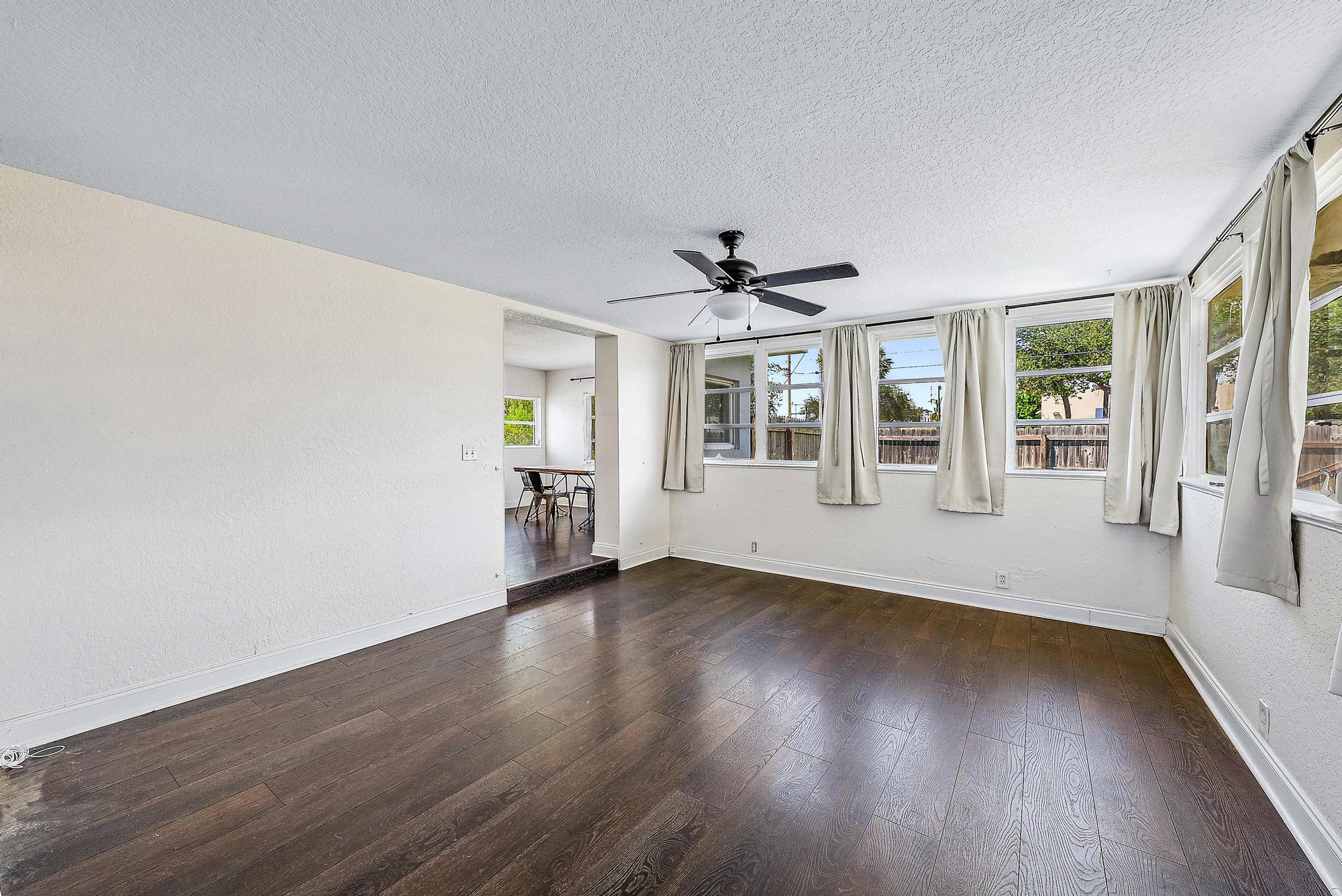 375 Gregory Road West Palm Beach, FL 33405 - Photo 12 of 22 375 Gregory Rd-10