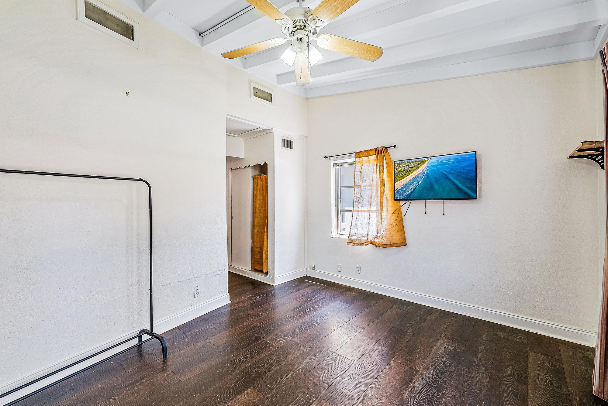 375 Gregory Road West Palm Beach, FL 33405 - Photo 8 of 22 375 Gregory Rd-6