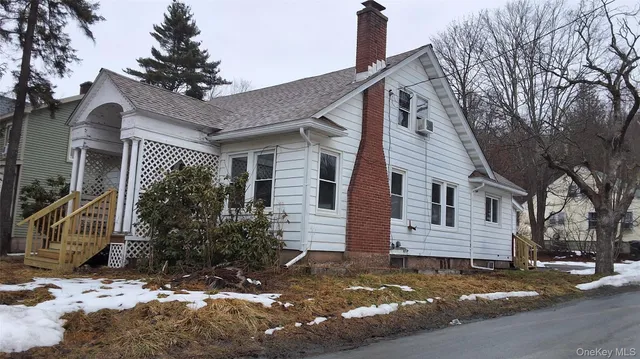 $375,000 | 6222 Highway 42, Fallsburg, NY 12788