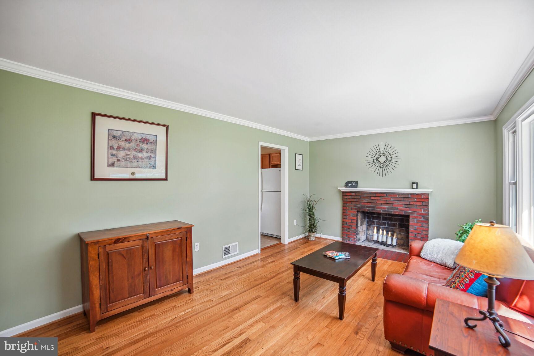 5910 Windham Road Laurel, MD 20707 - Photo 3 of 20 Living Room