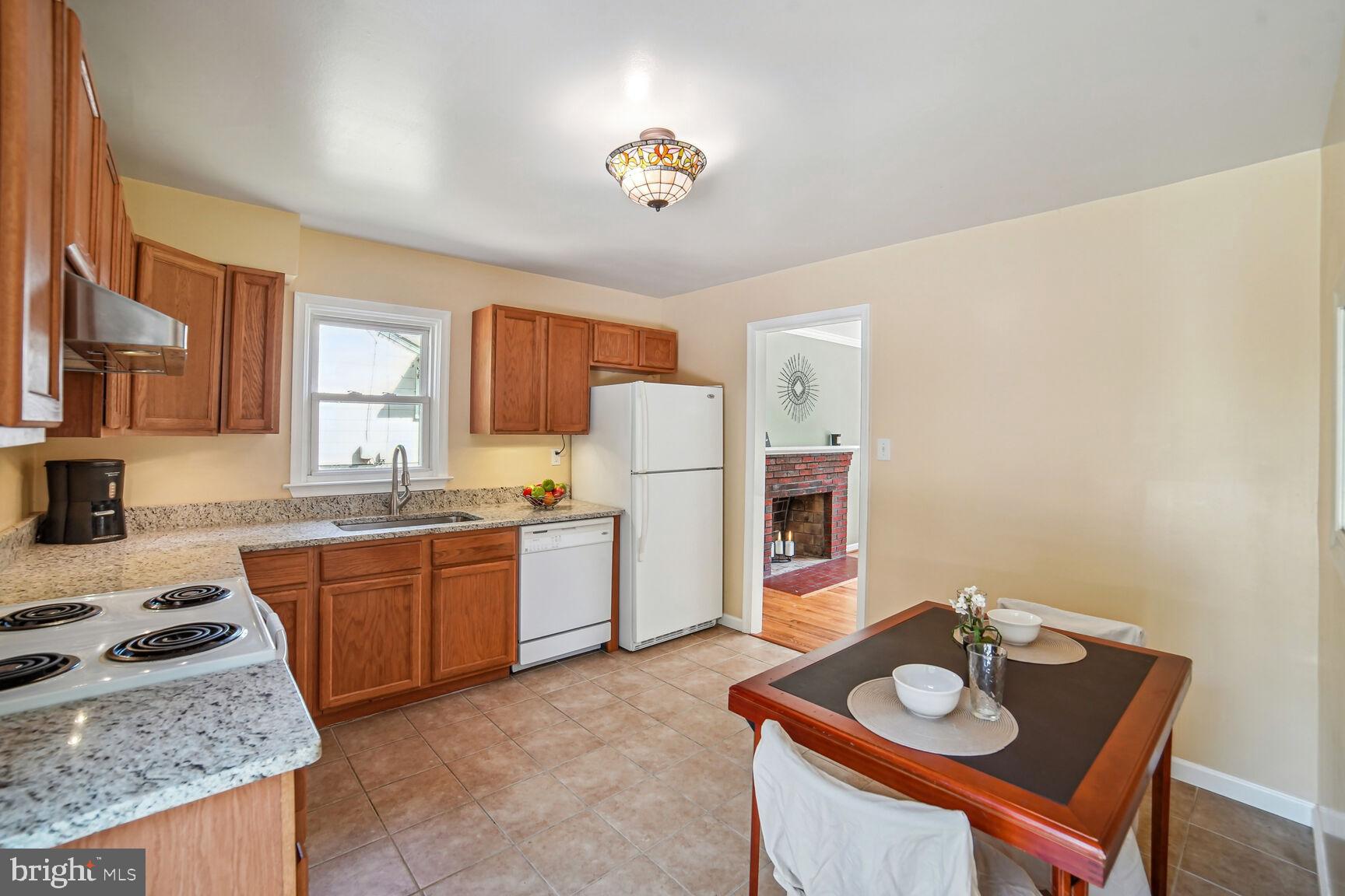 5910 Windham Road Laurel, MD 20707 - Photo 5 of 20 Kitchen