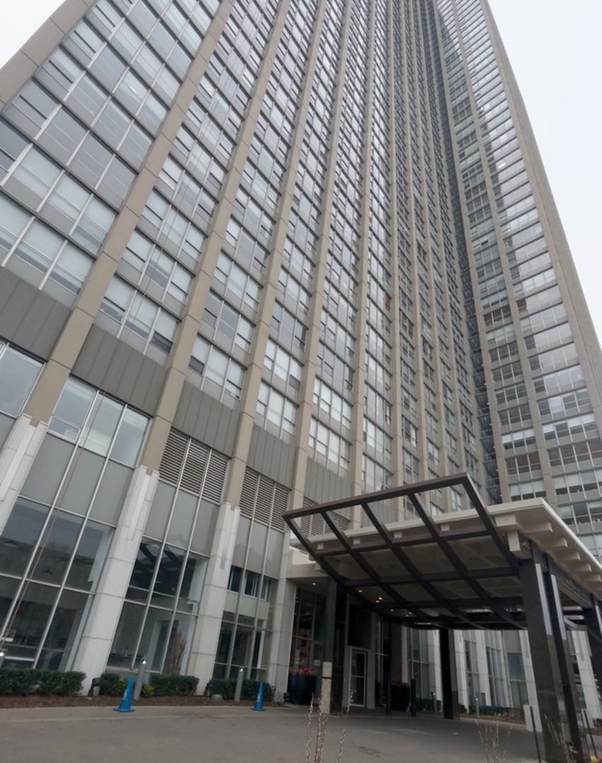 655 West Irving Park Road, Unit 3608 Chicago, IL 60613 - Photo 1 of 20 a view of a building