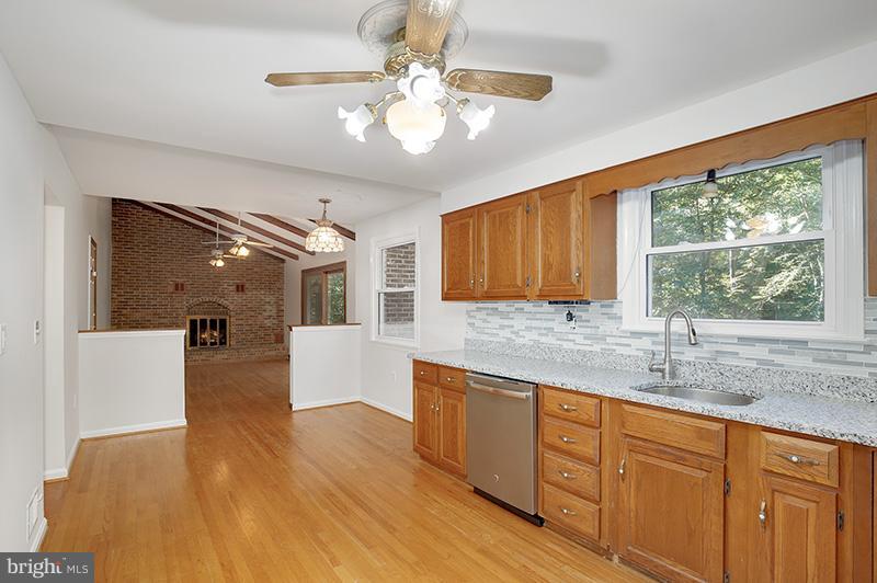 11448 Chews Branch Road Owings, MD 20736 - Photo 6 of 30 Kitchen