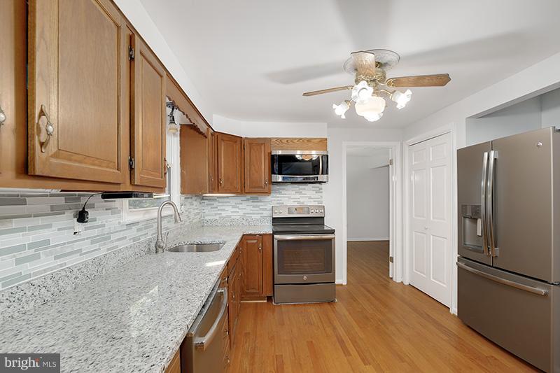 11448 Chews Branch Road Owings, MD 20736 - Photo 8 of 30 Kitchen